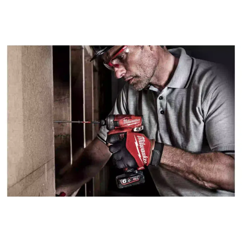 Ρόπαλο Milwaukee Shockwave (4932430872)