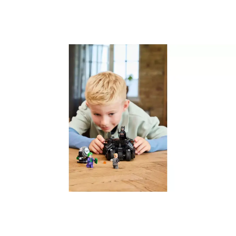 Konstruktor LEGO Super Heroes DC Batman Tumbler vs. Two-Face & The Joker- (76303-)