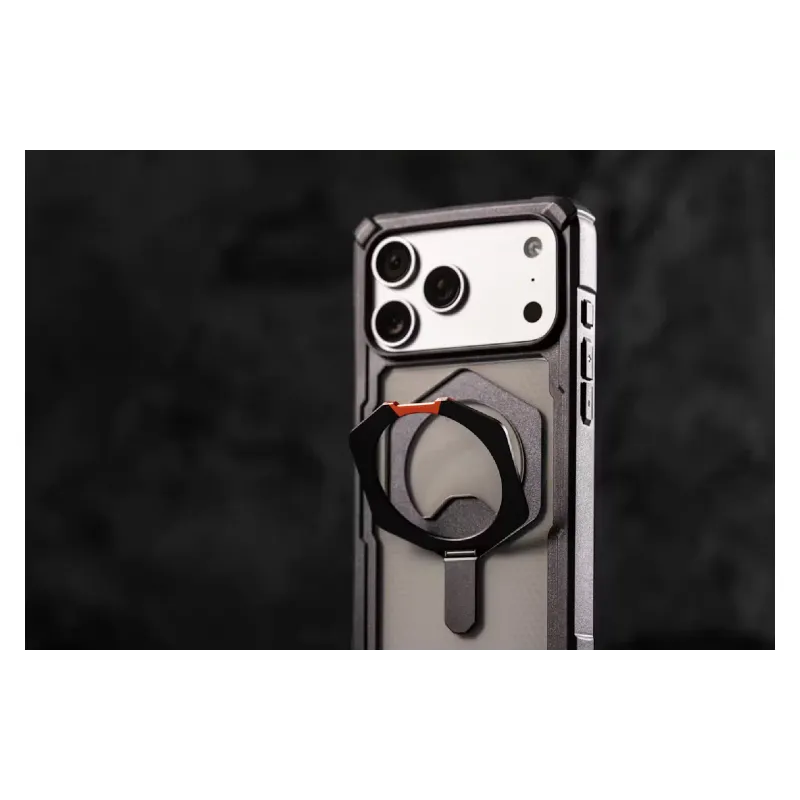 جراب آيفون 17 برو UAG (114527114G36)