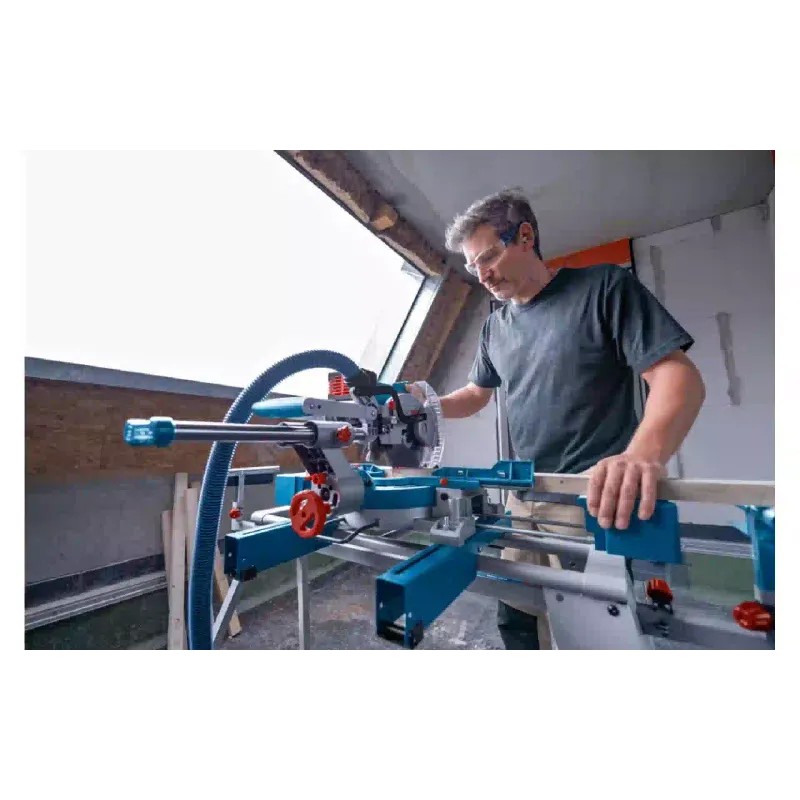 Пила торцювальна Bosch Professional GCM 18V-216 D (0.601.B51.000), акумуляторна, без АКБ та ЗУ