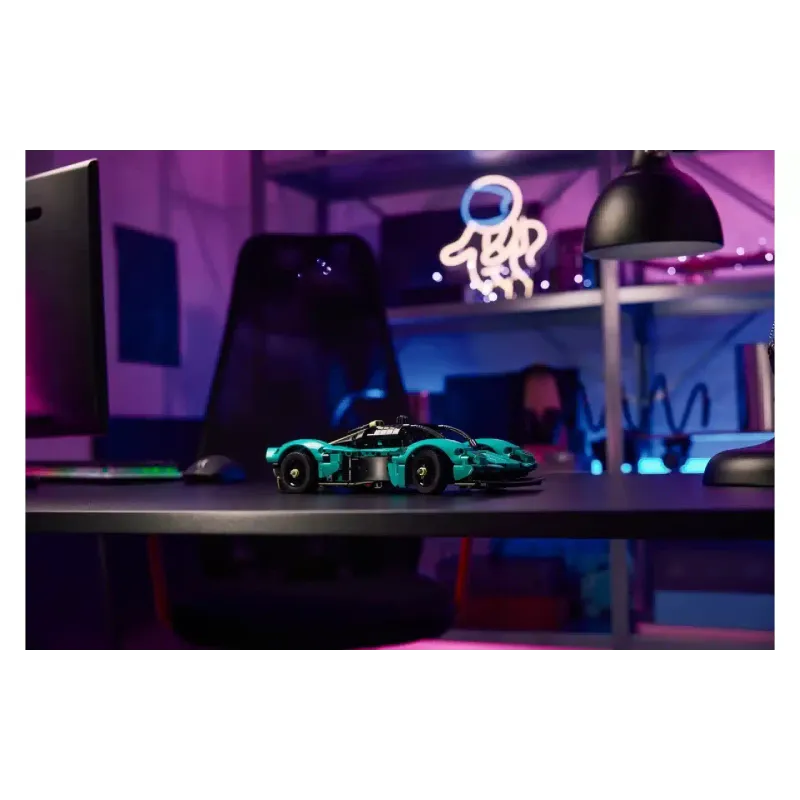 Κατασκευαστής LEGO Technic Aston Martin Valkyrie (42208)