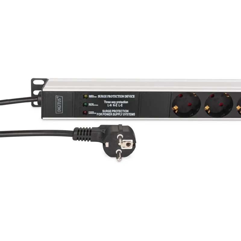Dispositivo de distribuição de energia Digitus 9xSchuko (DN-95438)