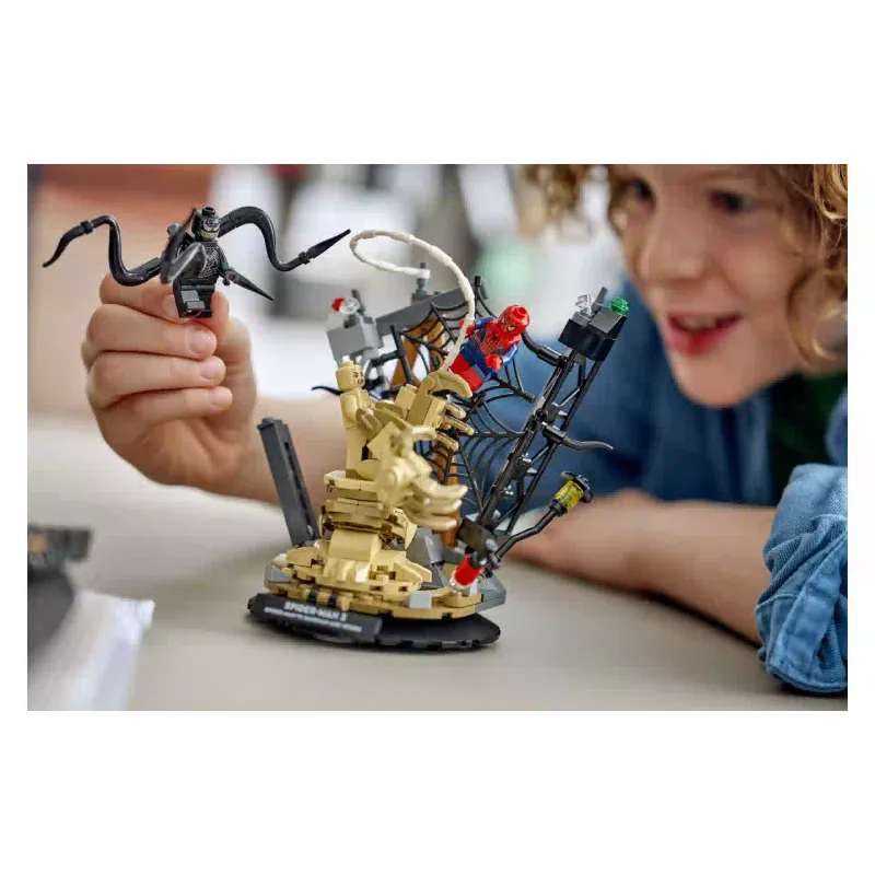 Конструктор LEGO (76334)