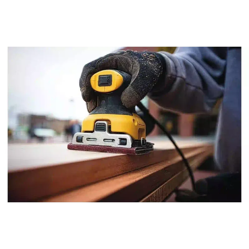 Μηχανή λείανσης DeWALT (DWE6411)