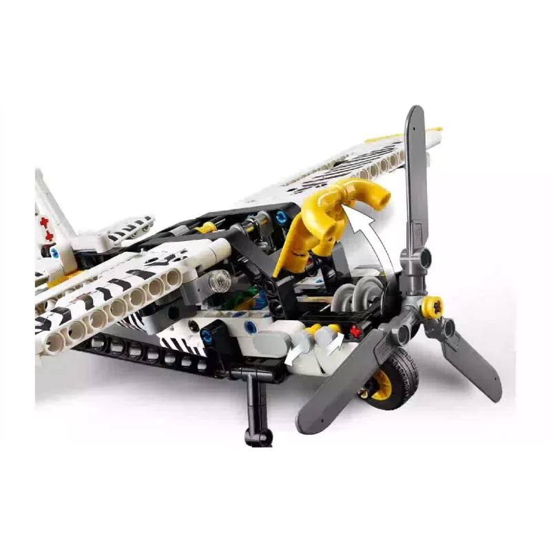 Конструктор LEGO Technic Bush Plane (42198)