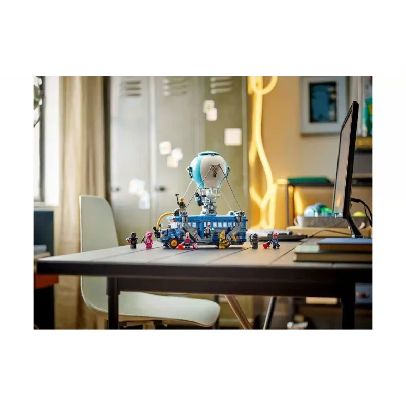Konstruktőr LEGO Fortnite Battle Bus (77073)