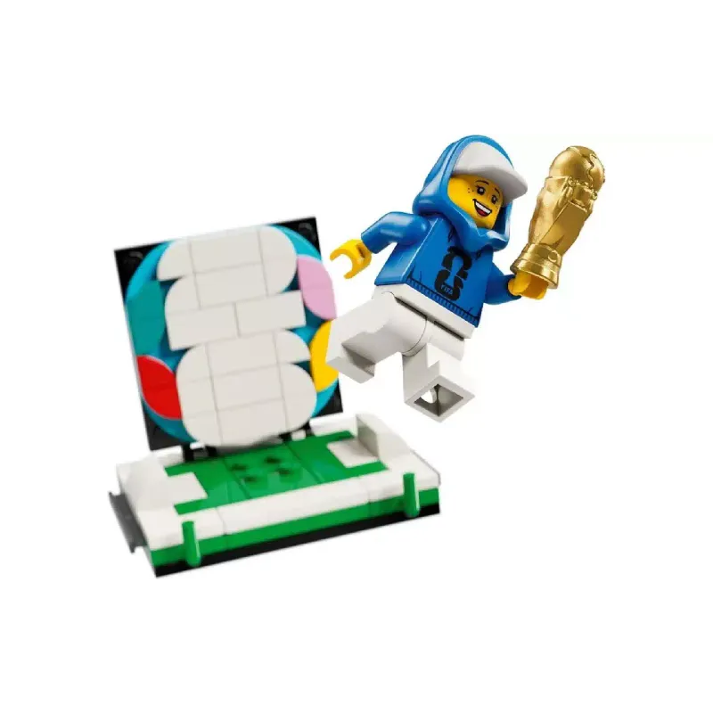 Конструктор LEGO Editions Football Официальйный трофей чемпионата мира по футболу FIFA (43020)