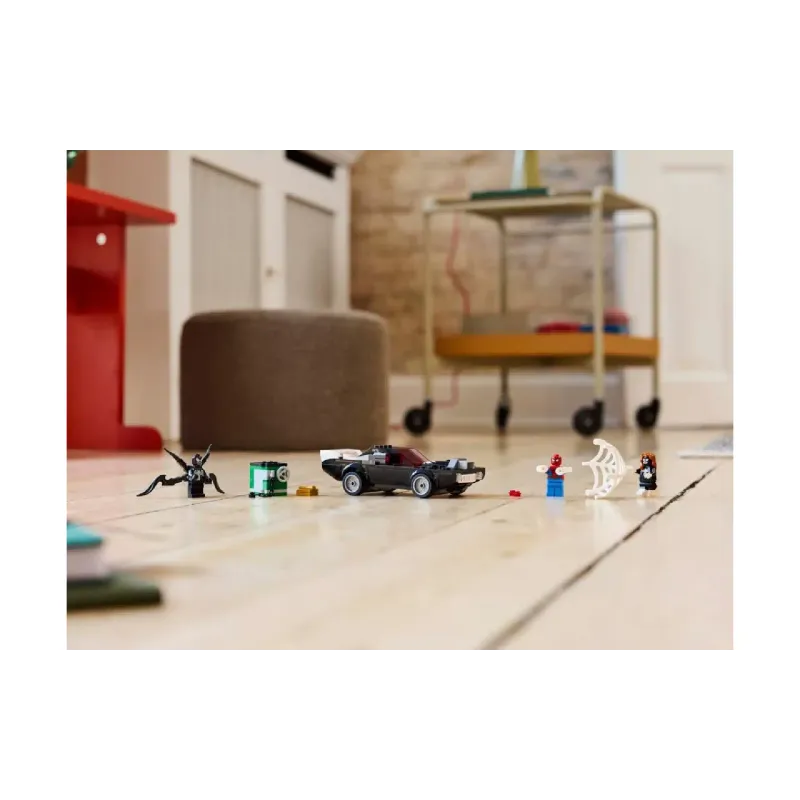 Konstruktor LEGO Super Heroes Marvel Spider-Man vs. Venom Muscle Car (76309)