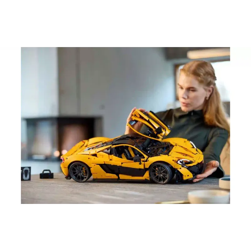 Конструктор LEGO Technic McLaren P1 (42172)