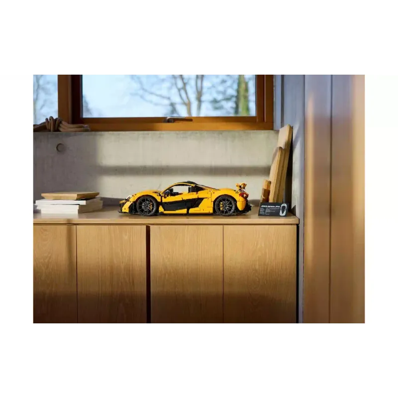 Конструктор LEGO Technic McLaren P1 (42172)