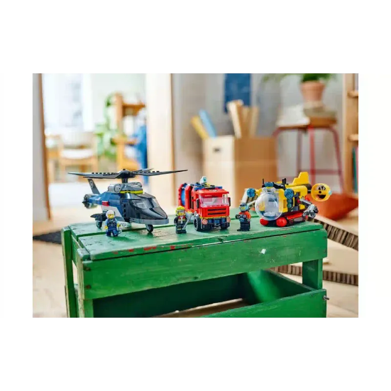 Κατασκευαστής LEGO City Helicopter, Fire Truck & Submarine Remix (60462)