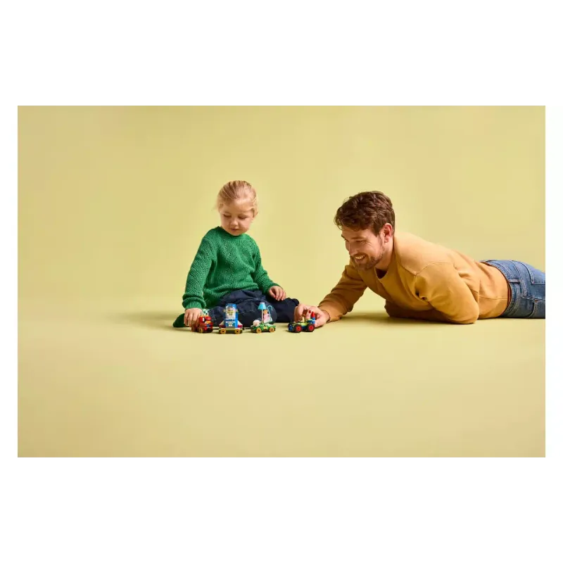 منشئ LEGO Disney Pixar Toy Story Celebration Train & RC Car (43264)