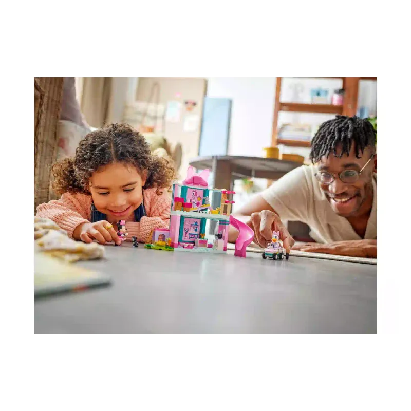 Construtor LEGO Disney Classic Minnie's Pet Hotel (43274)