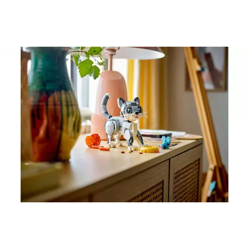 Konstruktor LEGO Creator 3-in-1 Playful Cat (31163)