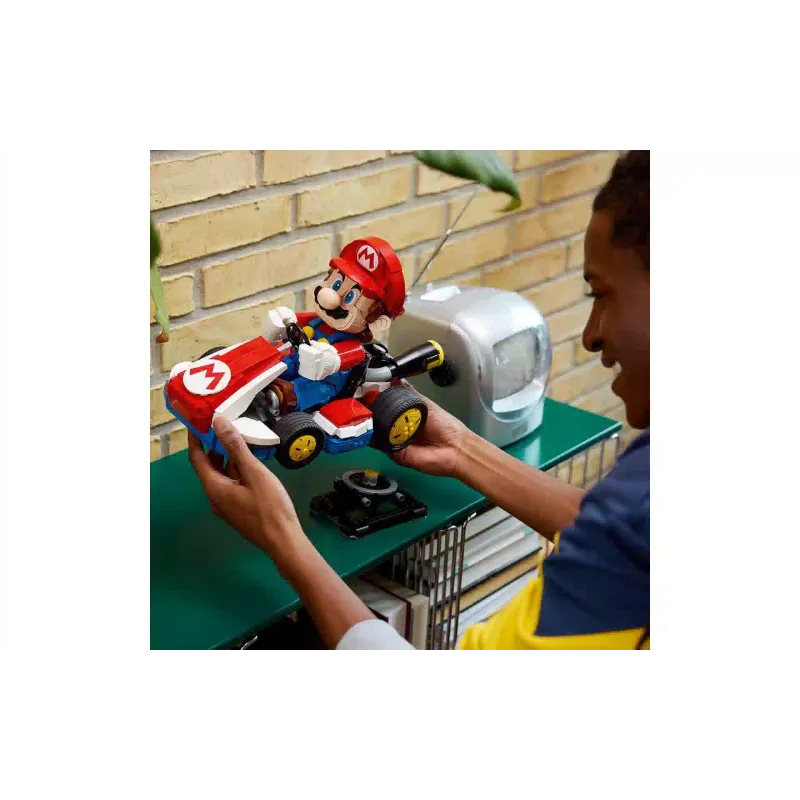 Constructor LEGO Super Mario Mario Kart - Mario & Standard Kart (72037)