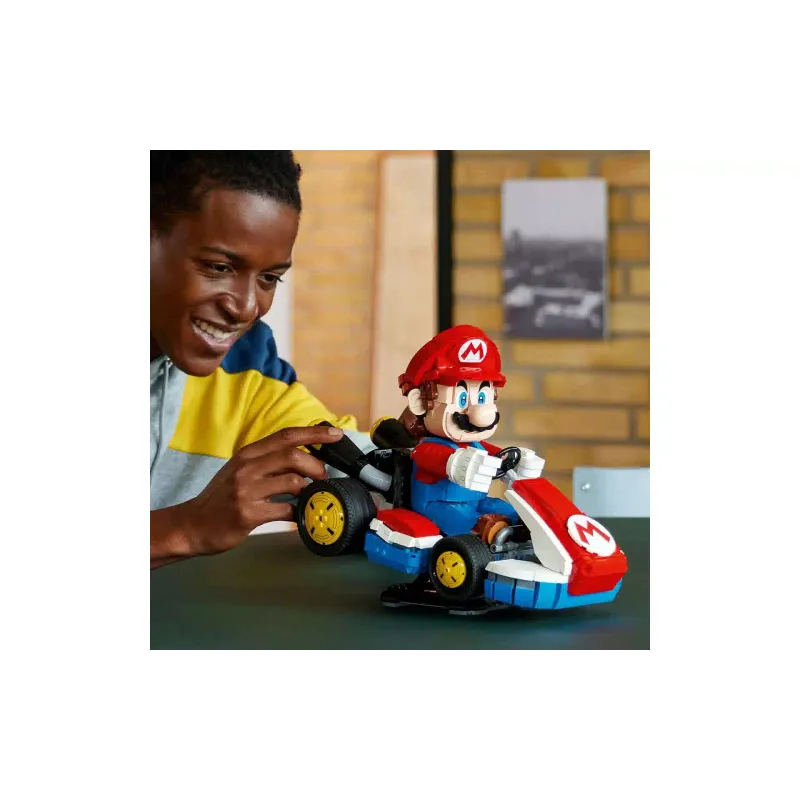 Constructor LEGO Super Mario Mario Kart - Mario & Standard Kart (72037)