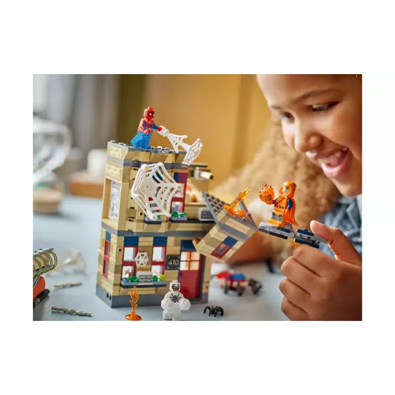 Konstruktőr LEGO Super Heroes Peter Parker’s Apartment (76317)