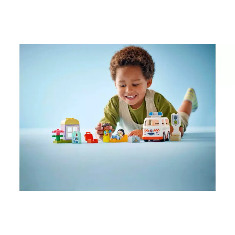 Конструктор LEGO Duplo Ambulance & Driver (10447)