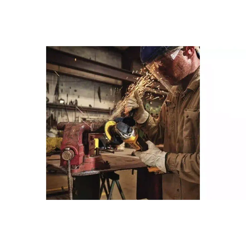 Kit de ferramentas sem fio DeWALT (DCK384P2T)