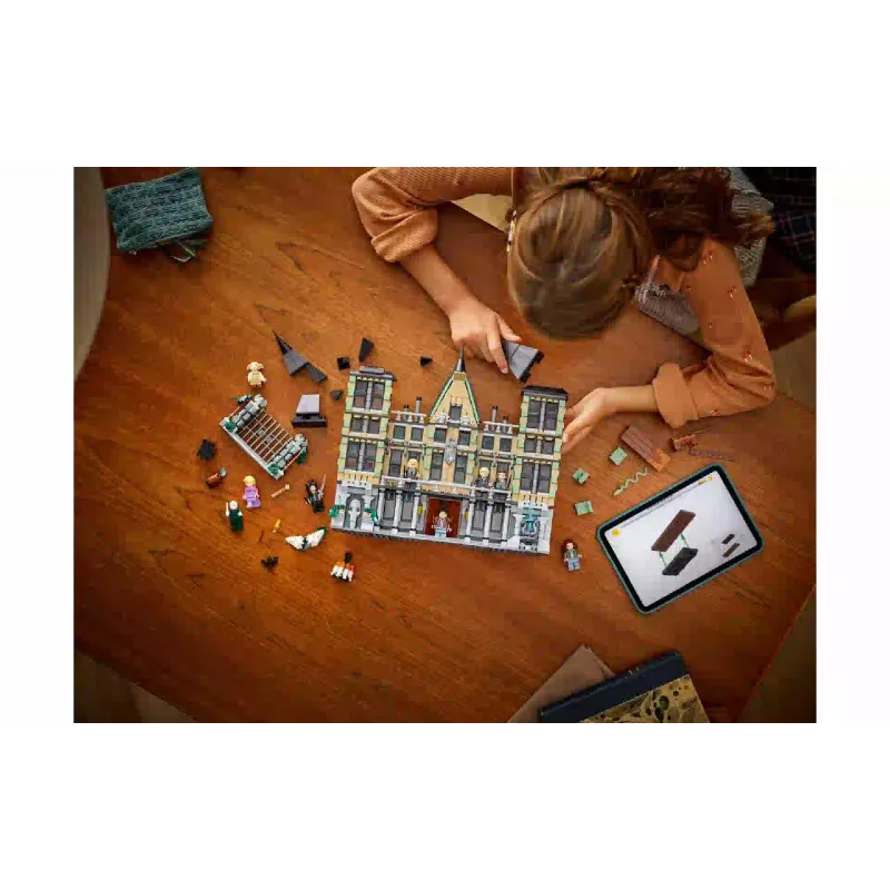 Konstruktőr LEGO Harry Potter Malfoy Manor (76453)