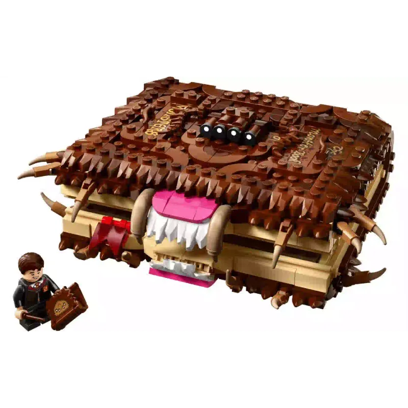 Конструктор LEGO Harry Potter Chomping Monster Book of Monsters (76449)