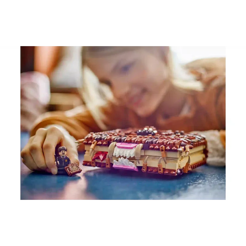 Конструктор LEGO Harry Potter Chomping Monster Book of Monsters (76449)