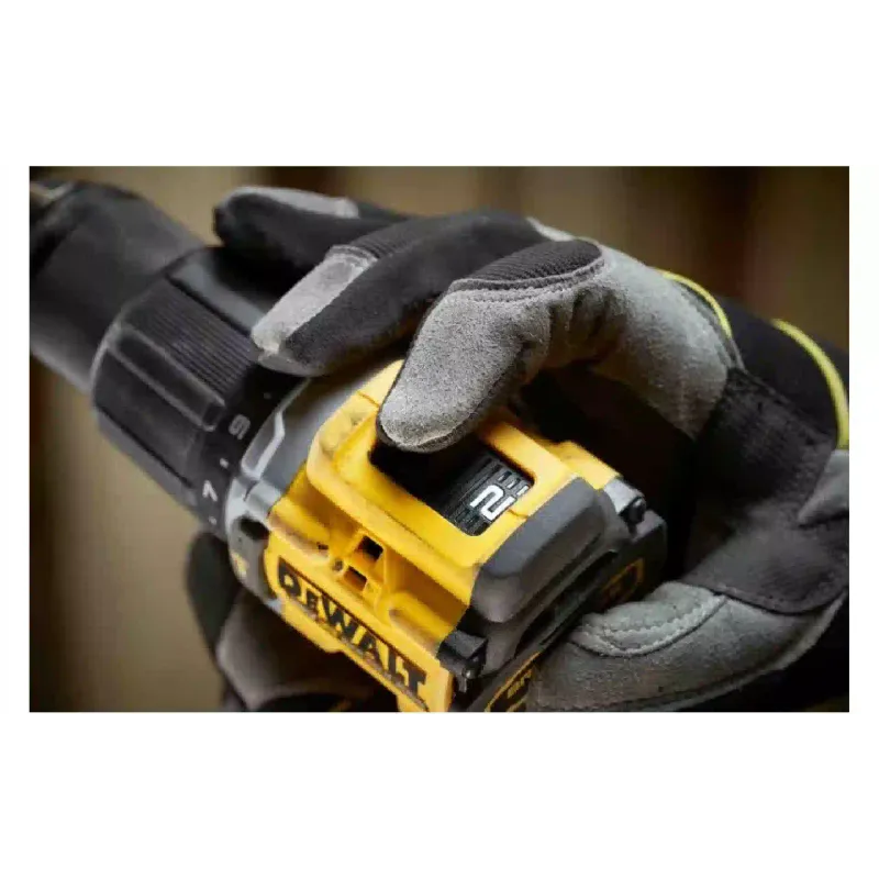 Fúró-csavarhúzó DeWALT (DCD799NT)