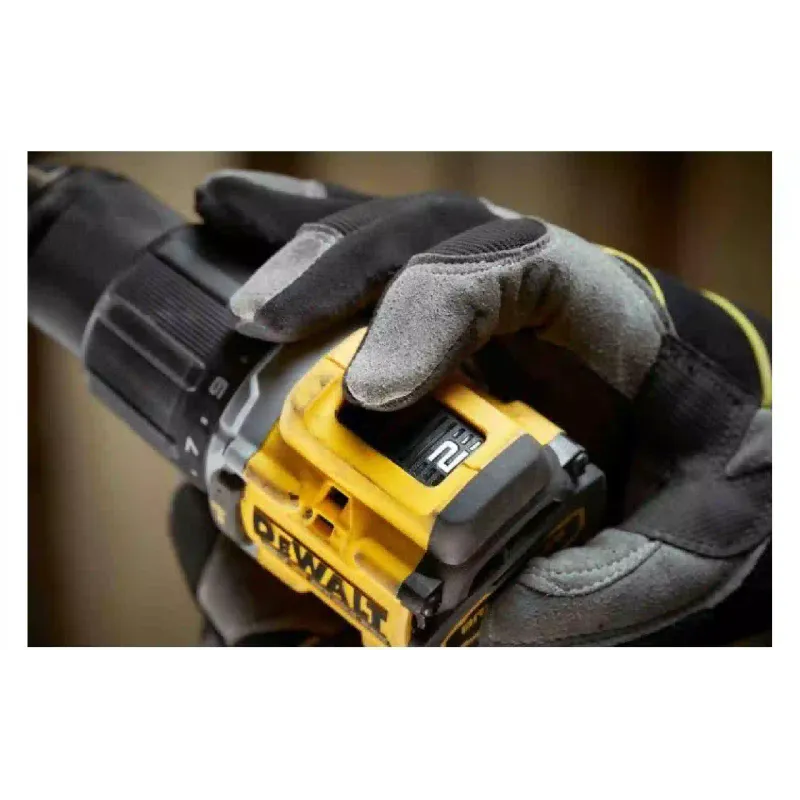 Дрель-шуруповерт DeWALT (DCD799N)