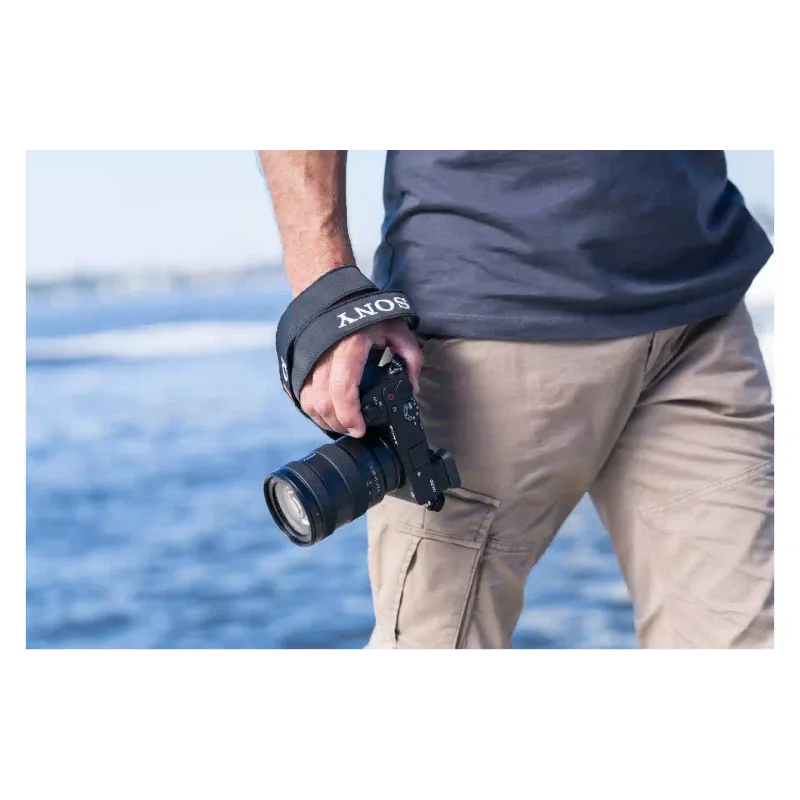 آلة تصوير Sony (ILCE6700B.CEC)