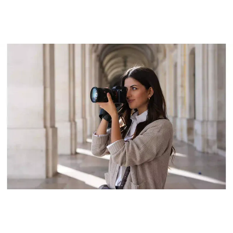 آلة تصوير Sony Alpha 7M5 body, Black (ILCE7M5B.FS1)