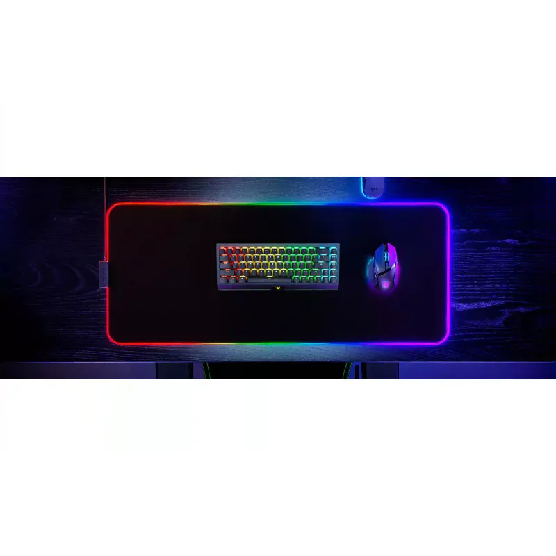 Игровая поверхность Razer Strider Chroma RGB (RZ02-04490100-R3M1)