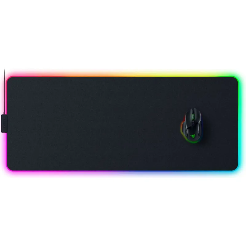 Игровая поверхность Razer Strider Chroma RGB (RZ02-04490100-R3M1)