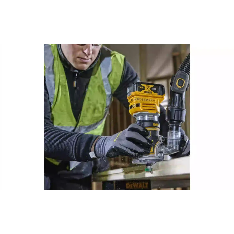 Фреза DeWALT (DCW604P2)