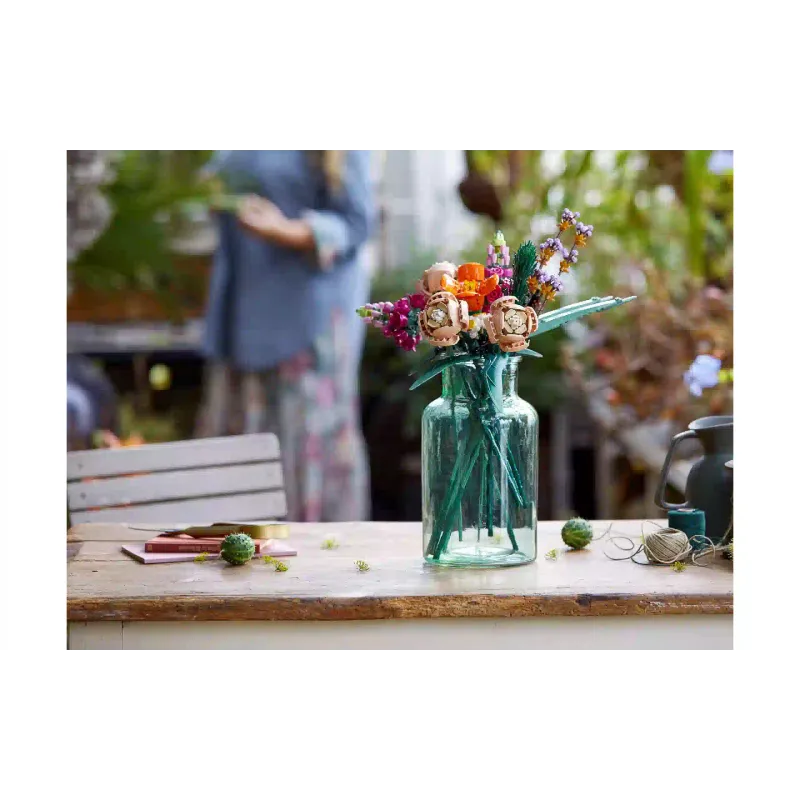 Konstruktor LEGO Icons Flower Bouquet (10280)