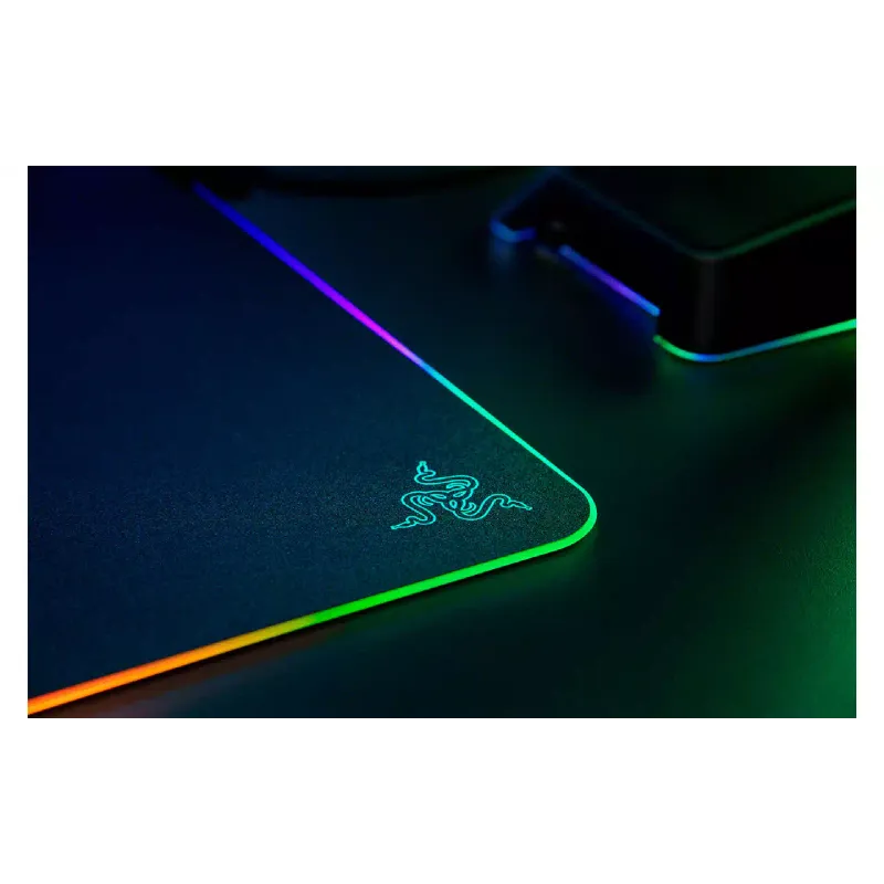 Ігрова поверхня Razer Firefly V2 (RZ02-03020100-R3M1), Black