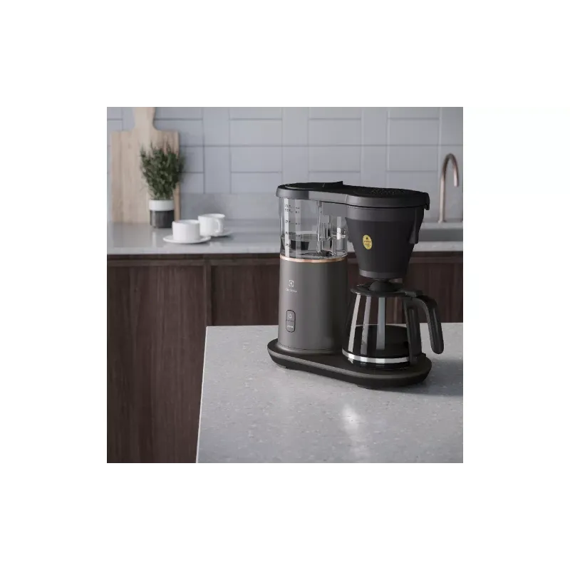 ماكينة صنع القهوة بالتنقيط Electrolux, Black (E7CM1-4MTM)