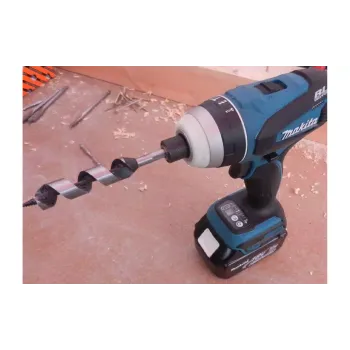 Chave de fenda de impacto Makita (DTP141Z)