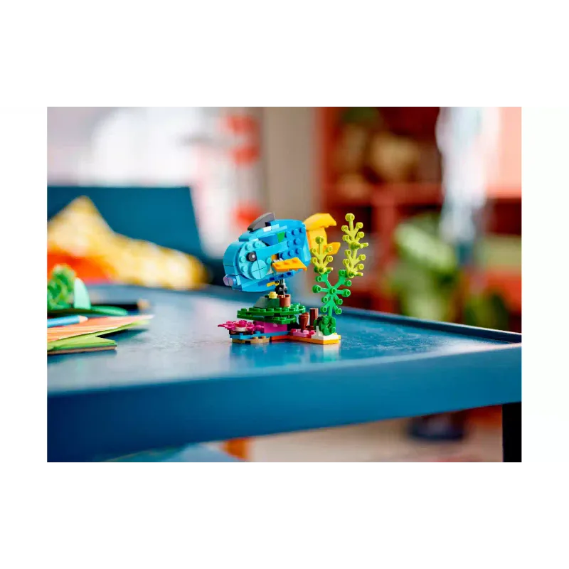Konstruktor LEGO Creator 3-in-1 Exotic Parrot (31136)