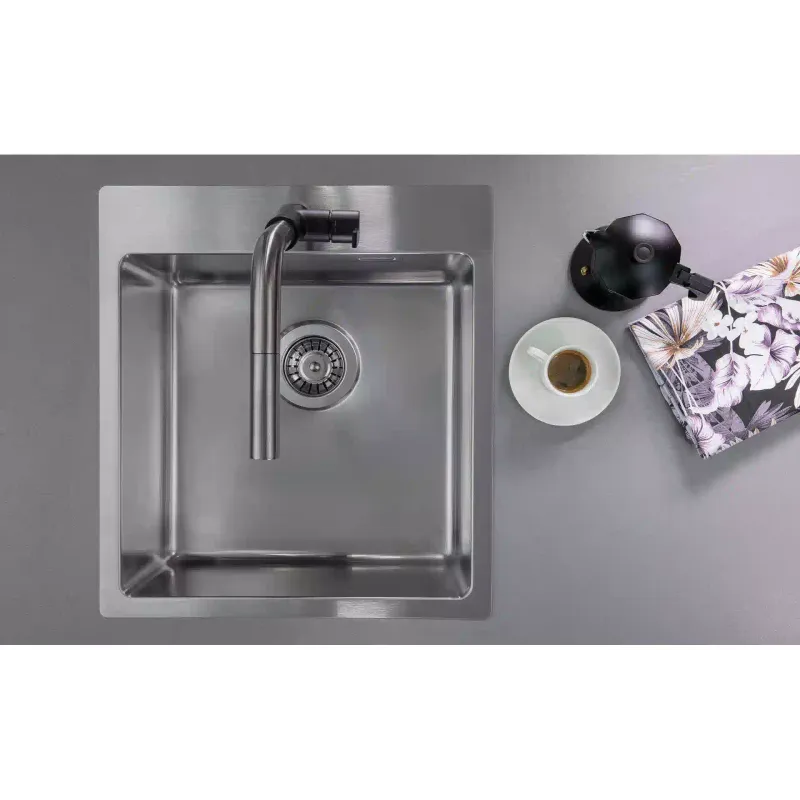 Torneira de cozinha Deante, Black (BQS_B730)