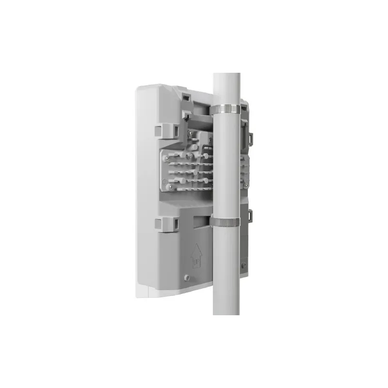 يُحوّل MikroTiK (CRS318-16P-2S+OUT)