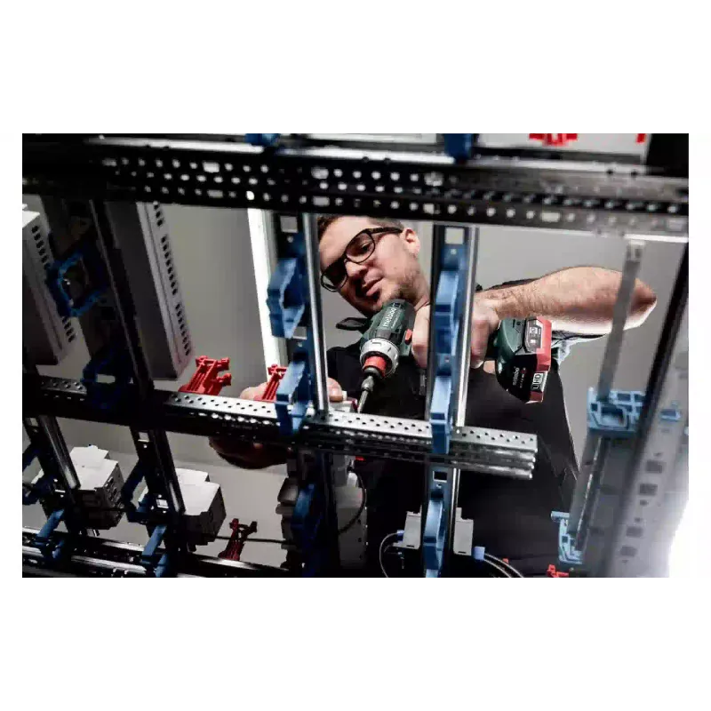 Шуруповерт-дриль Metabo (601036870)