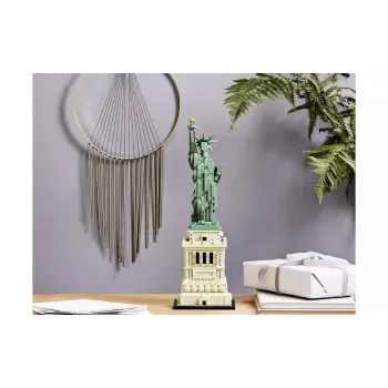 Constructor LEGO Architecture Statue of Liberty (21042)
