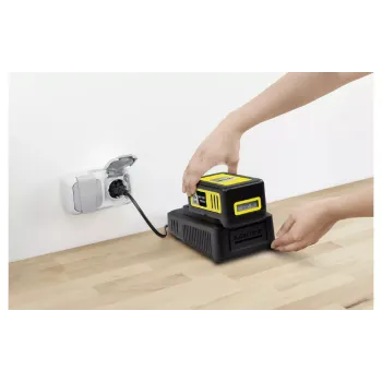 Akkumulátor + töltő Karcher (2.445-063.0)