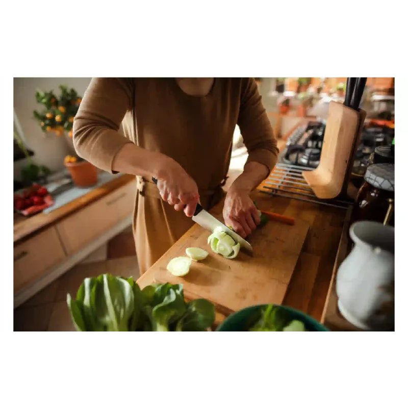 Нож Santoku Fiskars Functional Form, Black (1057536)