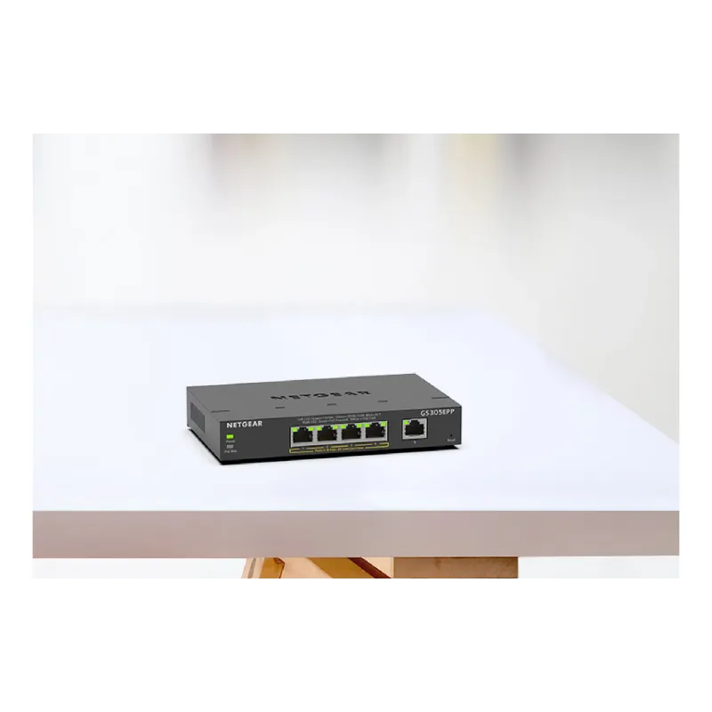 Превключвател Netgear (GS305EPP-100PES)