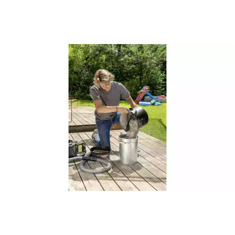 مكنسة كهربائية Karcher AD 2 Battery (1.348-300.0)