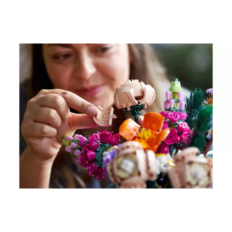 Konstruktor LEGO Icons Flower Bouquet (10280)