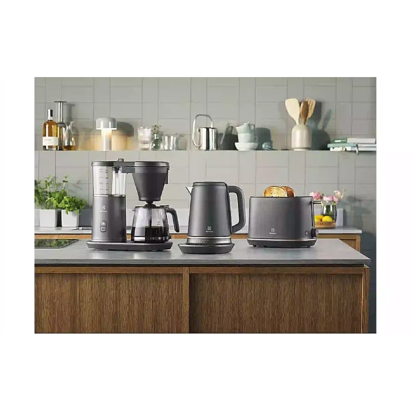 Chaleira elétrica Electrolux, Black (E7K1-6BP)