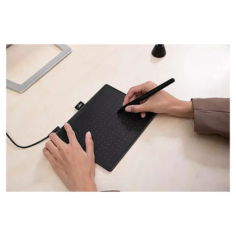 Планшет Huion  Black (RTS-300)