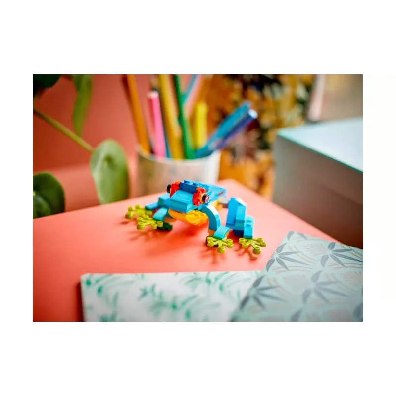 Konstruktor LEGO Creator 3-in-1 Exotic Parrot (31136)
